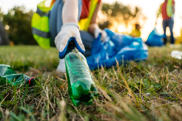 Best Yard Cleanup Services  in Montalvin Manor, CA